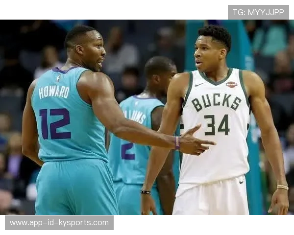 字母哥篮下连续暴扣,雄鹿主场稳稳取胜